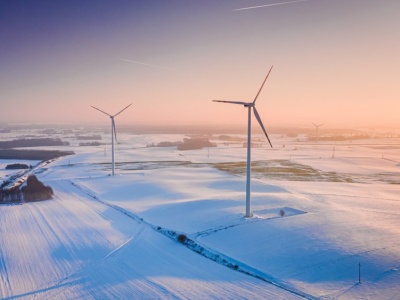 Duńczycy inwestują w polską energię. Rzucają pieniędzmi na wiatr