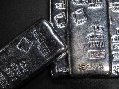 Cena srebra ustanowiła historyczny rekord. Przebiła psychologiczną barierę