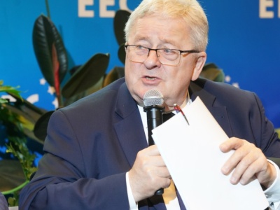 Grzebowiska dla padłych zwierząt. Siekierski apeluje do ministra rolnictwa