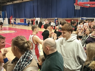 Przerwana seria Elbasketu