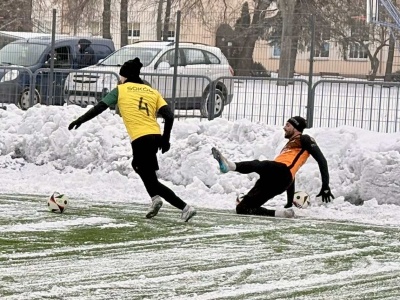 KSZO – Kolbuszowa Dolna 4:0. Nie obyło się bez problemów z przygotowaniem stadionu do gry