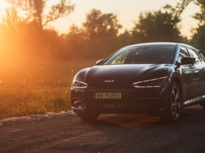 Kia EV6 vs Hyundai Ioniq 5 – Starcie na szczycie platformy E-GMP. Który model jest lepszy?