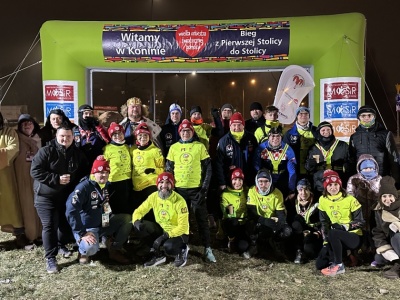 „Rozgrzewa nas energia ludzi”. Uczestnicy biegu WOŚP odwiedzili Konin