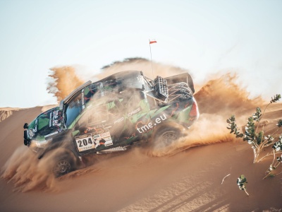 Africa Eco Race 2026 na antenie Motowizji. Dwa tygodnie prawdziwego ścigania w Afryce