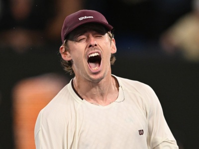 Trybuny szalały. Faworyt gospodarzy udzielił lekcji groźnemu rywalowi