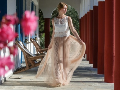 Koronka z polskiej wsi podbiła świat. Zdobiła suknie Diora i Beyoncé. „Niedługo wszystkie koronczarki będą jeździć bentleyami”