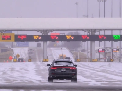 230 tysięcy osób bez prądu i stan klęski żywiołowej. Potężne burze śnieżne paraliżują USA