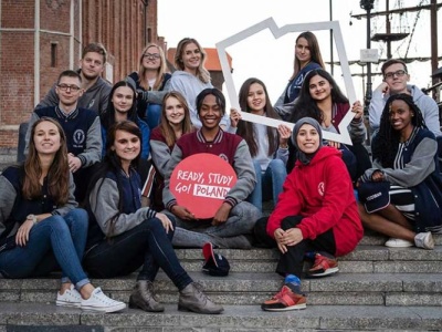 Rząd Tuska chce, by polskie uczelnie stały się rozsadnikami imigrantów