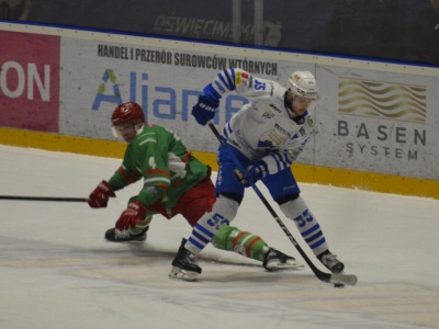 Unia Oświęcim zwycięża w meczu z Zagłębiem Sosnowiec w rzutach karnych – THL