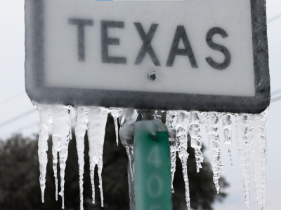 Gospodarcze *oziębienie*. Zima zamroziła przemysł chemiczny, naftowy w Teksasie