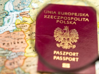 Ranking paszportów na 2026 rok. Wysoko Niemcy, Holandia i Polska