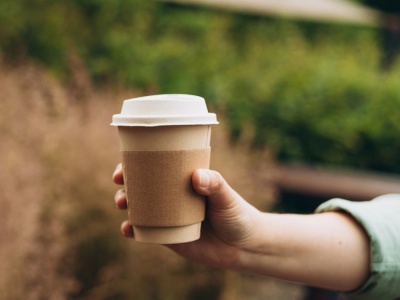 Co zrobisz, żeby oszczędzić: klikniesz w kupon czy nie weźmiesz telefonu?