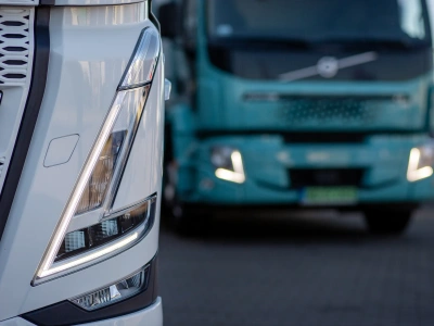 Elektryczne ciężarówki i autobusy hamują w USA i czekają na lepsze czasy. Chiny odjechały