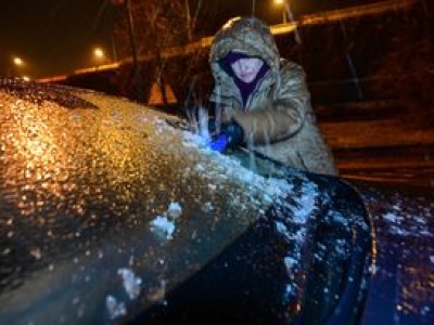 Wielkopolska walczy z gołoledzią. Odnotowano ponad 200 kolizji