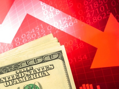 Dolar po 3,56 zł – najniżej od 8 lat! Goldman Sachs ostrzega: Spadnie jeszcze do 3,40 zł