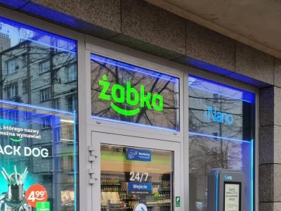 Żabka Pay w nowej odsłonie. Dostaniesz zieloną kartę kredytową