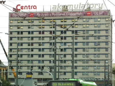 Rząd obiecał miliony na akademik Jowita. Zamiast tego studenci dostali zimny prysznic