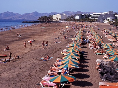 Podsumowanie roku w hiszpańskiej turystyce - wyższe ceny, minimalnie więcej gości