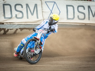 Żużel. Widziane zza Odry. O przeciekach, stawie w Milicach i wystawianiu piłki (FELIETON)