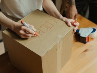 Paczki mogą nie dotrzeć na czas. Gołoledź paraliżuje pracę kurierów