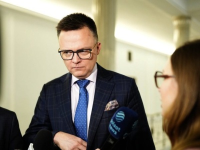 Hołownia rozważa „opcję atomową”. „Jest ze mną większość rządowa”