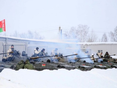 Łukaszenka sprawdza gotowość armii. Z pominięciem ministerstwa i sztabu