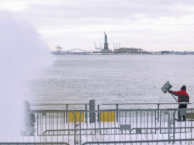 Potężne burze śnieżne sparaliżowały USA