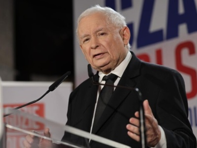 Kaczyński: w programie PiS ma być zakaz łączenia pracy w publicznej i prywatnej ochronie zdrowia