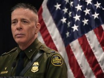 Media: dowódca operacji w Minneapolis odwołany. Waszyngton zaprzecza