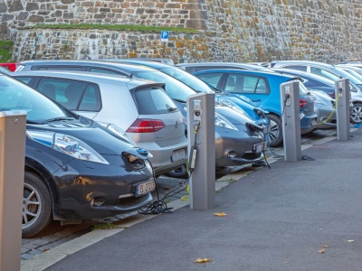 Nowy podatek dla kierowców. Jeździsz, płacisz. Ten system ma zastąpić podatek paliwowy