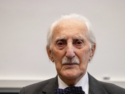 Auschwitz to trzy czynniki: samotność, oddzielenie i żal