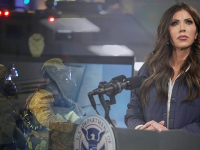 Kongresmeni chcą zdjąć z urzędu współpracowniczkę Trumpa. 