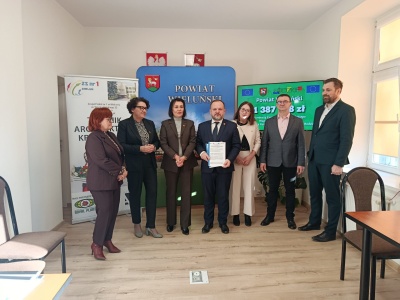 Dofinansowanie dla dwóch placówek prowadzonych przez Powiat Wieluński (zdjęcia)