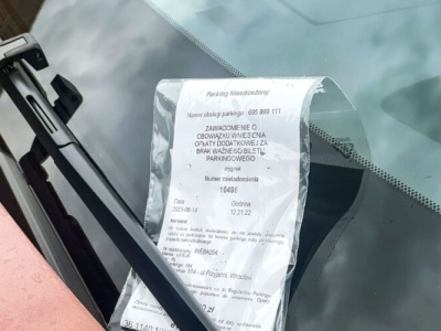 822 tys. zł kary za parkingowe wezwania do zapłaty. „Naruszenie praw kierowców”