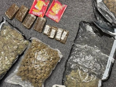 Dwóch dilerów w rękach gdańskiej policji. Zabezpieczono 10 tysięcy porcji narkotyków