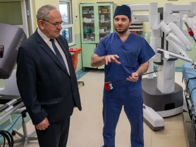 USK w Rzeszowie z drugim robotem da Vinci. Więcej zabiegów i szkoleń