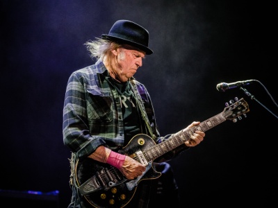 Neil Young daje Grenlandii dostęp do swojej muzyki i wyciąga katalog z Amazona zamiast Trumpa