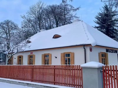 Rusza kolejny etap rewitalizacji miejsca narodzin noblisty. Dwór Sienkiewicza wróci do Woli Okrzejskiej