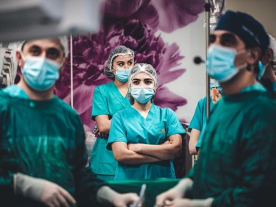 Polskie szpitale stracą miliardy? Pieniądze z KPO na e‑zdrowie w szachu