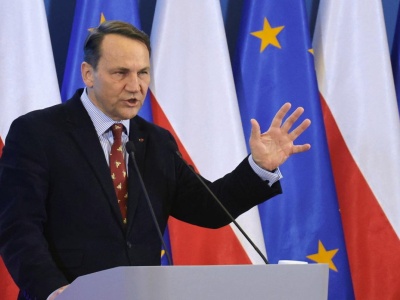 Rząd przyjął niejawny dokument. Sikorski zapowiada wcześniejsze expose