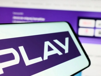 Play istotnie zmienia swoją ofertę - czytajcie drobny druk