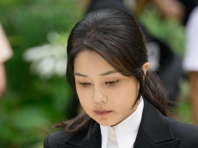 Kontrowersyjny kościół, luksusowe prezenty a na koniec odsiadka. Była pierwsza dama skazana