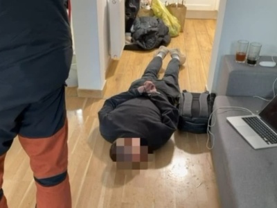 Policyjna obława na Ursynowie. Rozbito grupę zajmującą się handlem ludźmi i narkotykami