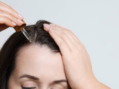 Ta wcierka to pogromca łysienia - włosy rosną nawet na zakolach! Teraz aż o połowę taniej