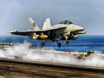 USA wzmacnia swoje siły w rejonie Zatoki Perskiej. Iran obawia się ataku