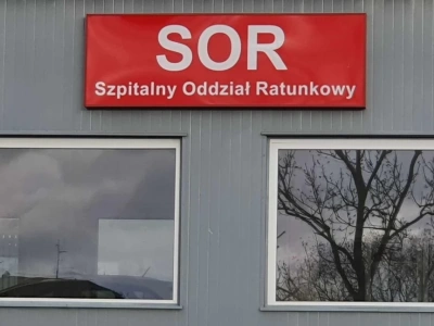 Siedlce: Zaatakował butelką ratowniczkę medyczną, bo zabroniła mu palić