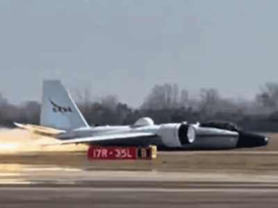 Lądowanie bez podwozia. Samolot NASA uległ awarii