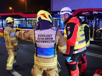 Dwie osoby nie żyją, osiem poszkodowanych. Symulowali wypadek z dawnych lat | ZDJĘCIA