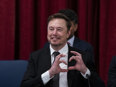 Elon Musk stworzył antysemicką AI? Grok na „czarnej liście”