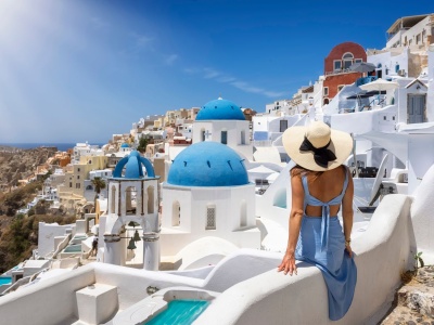 Cyklady w wakacje ☀️🇬🇷 Santoryn na tydzień za 1589 PLN 💙😍 Loty + 7 noclegów z basenem 💦👙